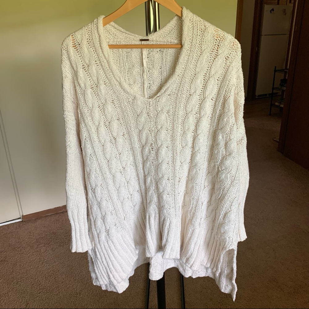 Free People Oversized Cable Knit Chunky Fisherman Scoop Neck Sweater XS - Picture 1 of 9